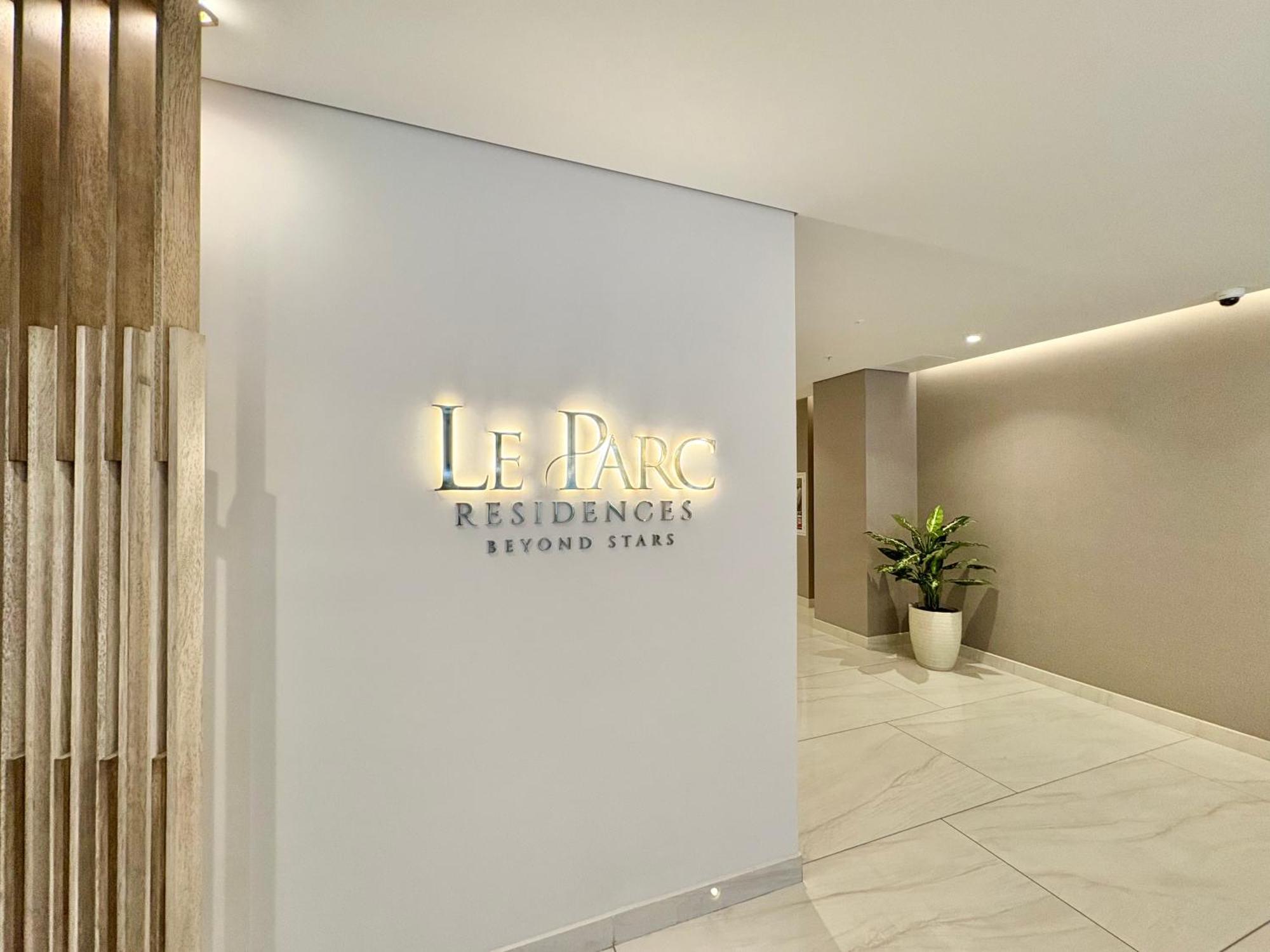 קיטו Le Parc Residences - Luxury Suites מראה חיצוני תמונה